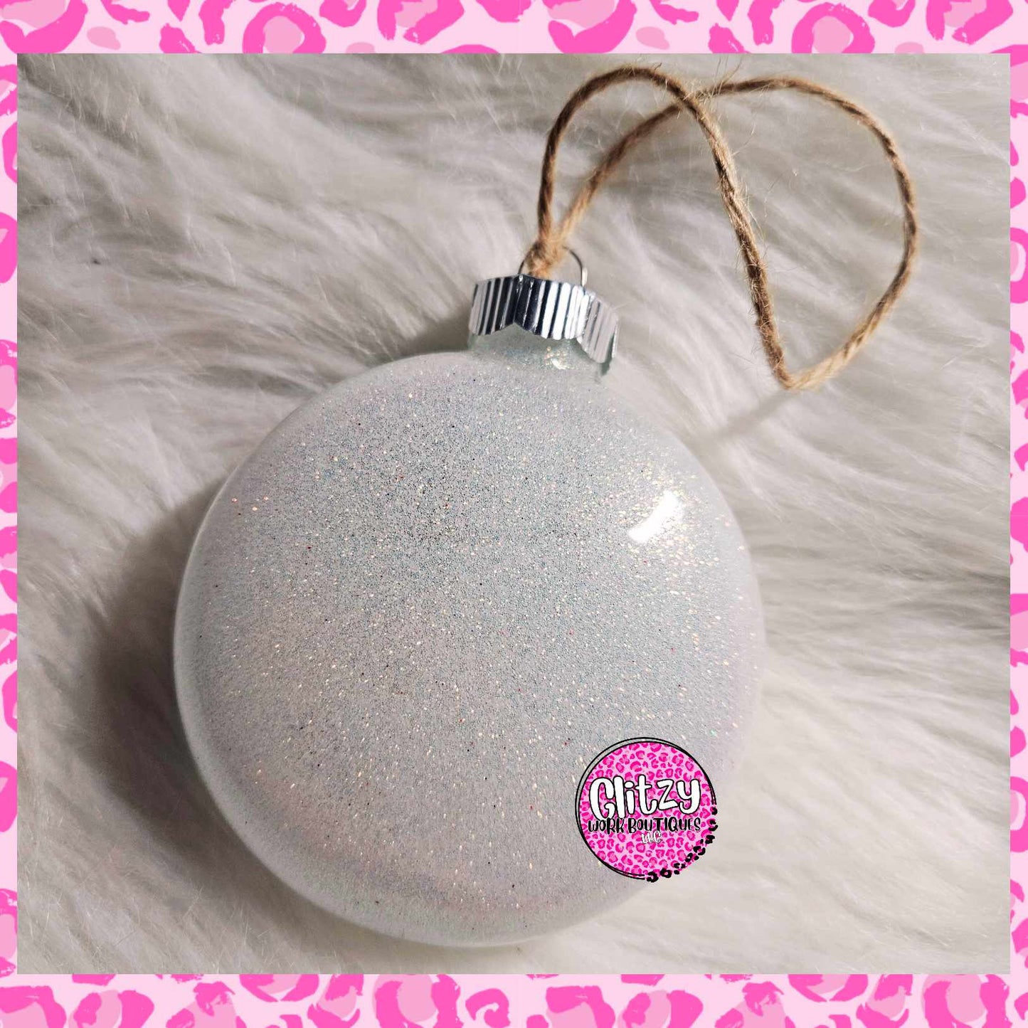 SNOWMAN GLASS CHRISTMAS ORNAMENT