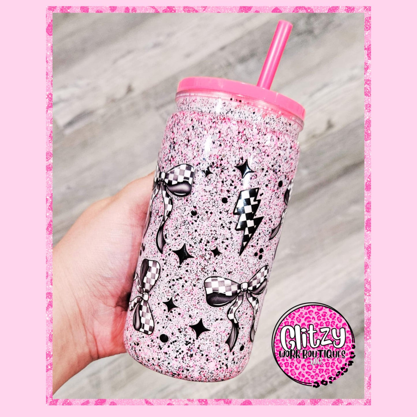 BLACK CHECKERED COQUETTE BOW SNOW GLOBE TUMBLER