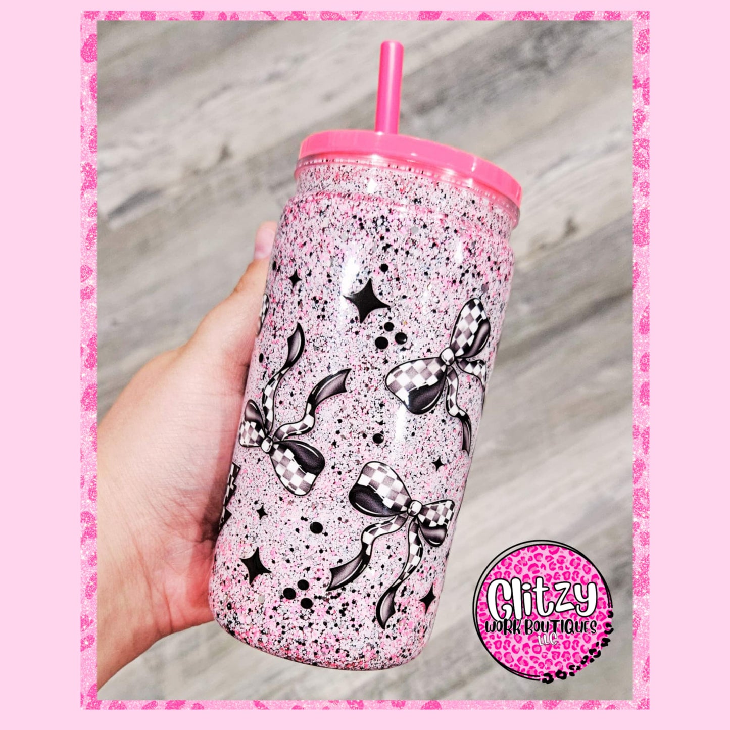 BLACK CHECKERED COQUETTE BOW SNOW GLOBE TUMBLER