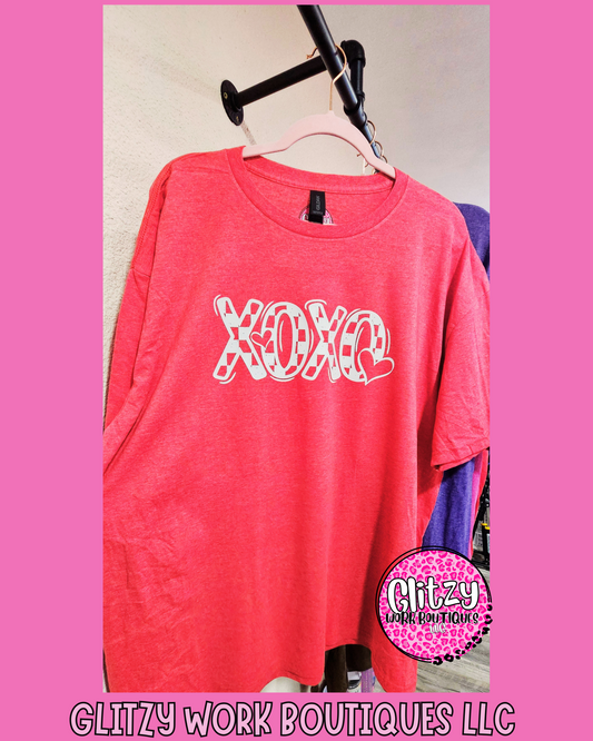 XOXO CHECKERED TEE