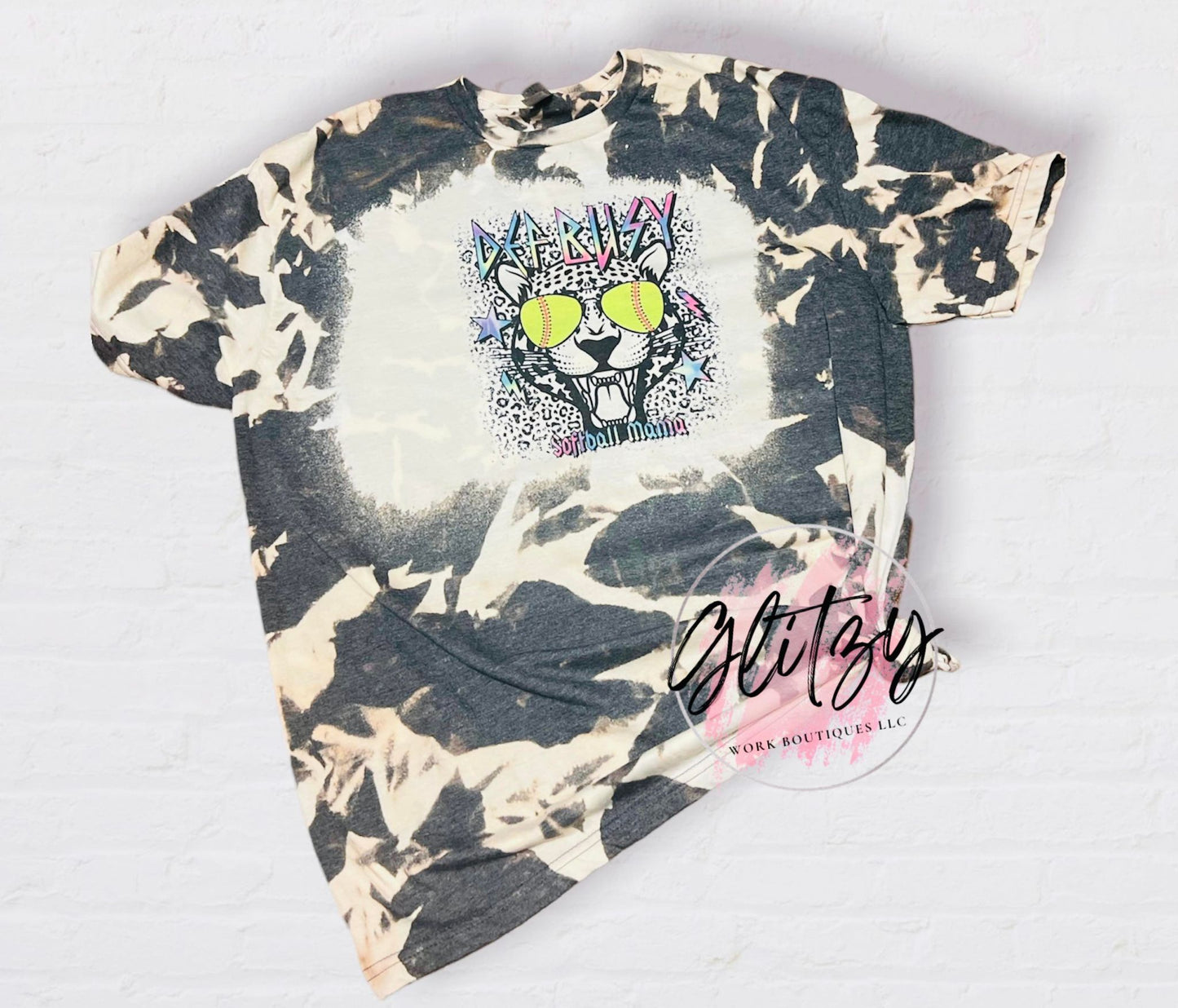 DEF BUSY SOFTBALL MAMA Bleached Tee