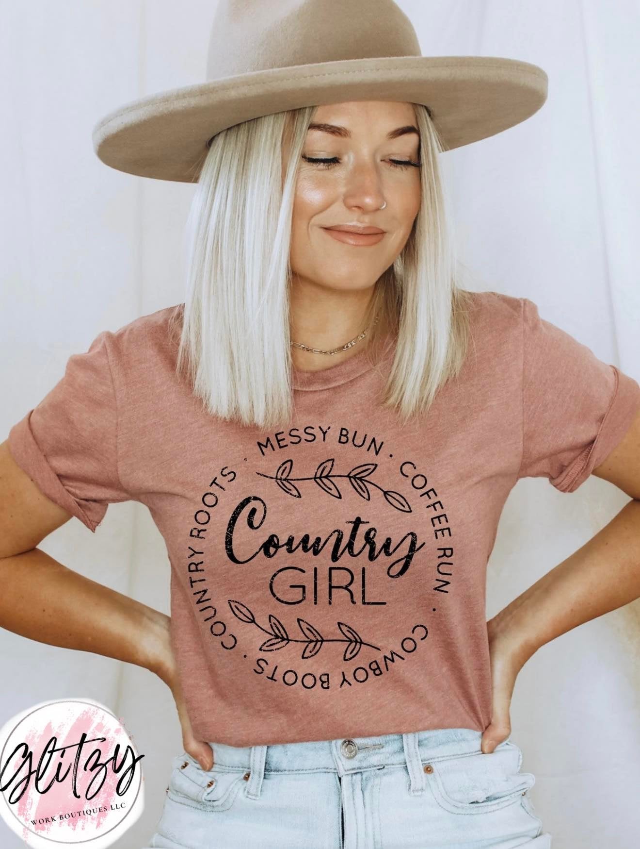 COUNTRY GIRL Graphic Tee