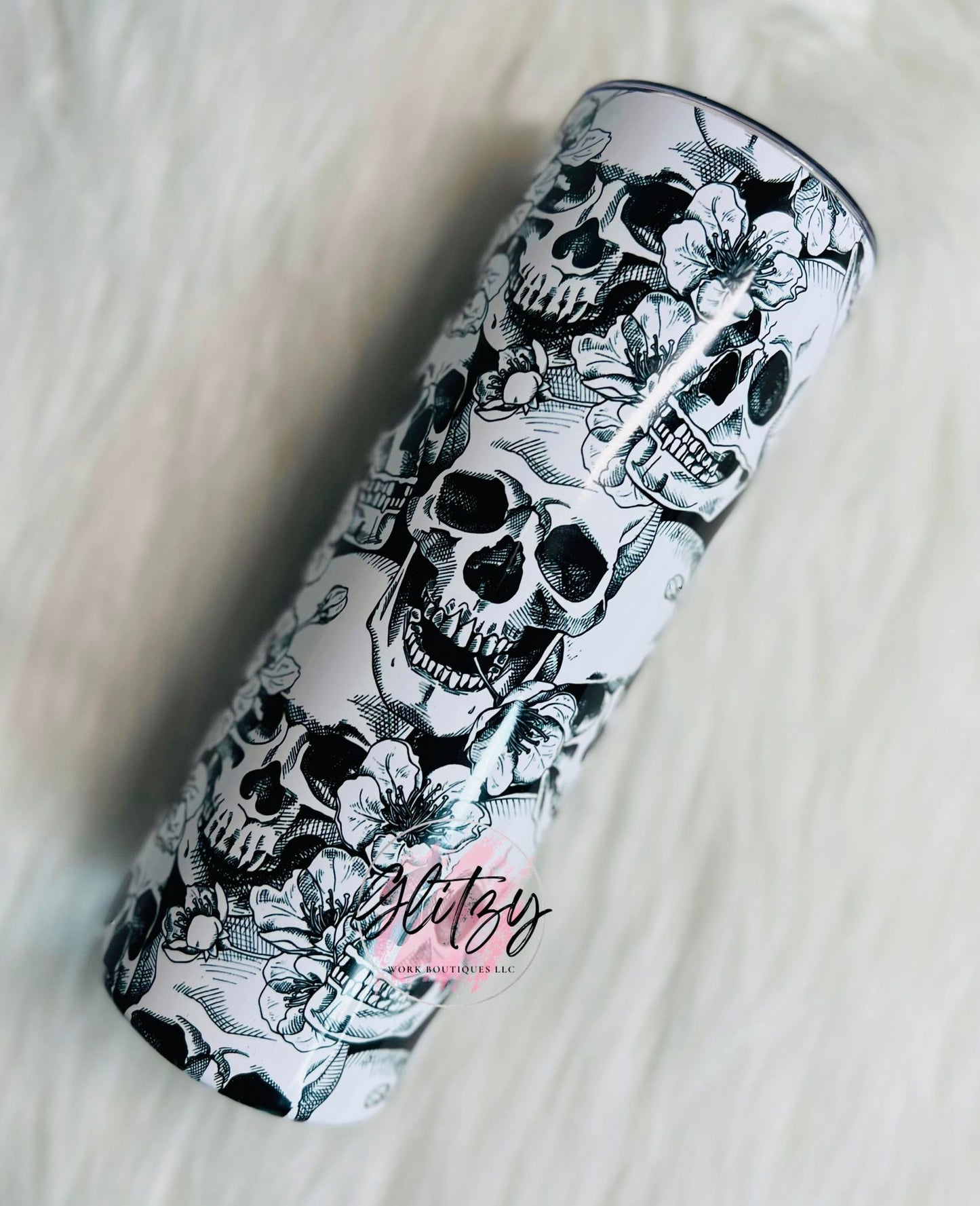 BLACK & WHITE SKULL 20oz Tumbler