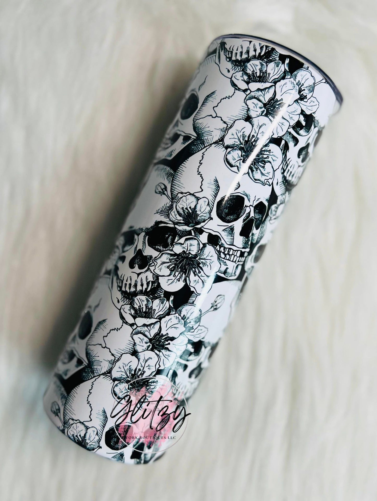 BLACK & WHITE SKULL 20oz Tumbler